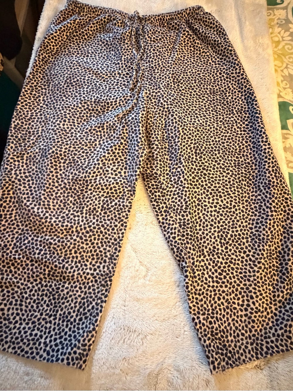 Secret Treasures Black & Cream Leopard Print Lounge Pants